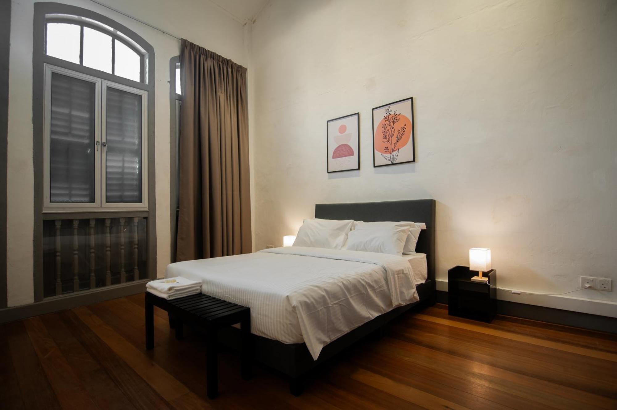 Отель Aayu Melayu George Town Penang Экстерьер фото
