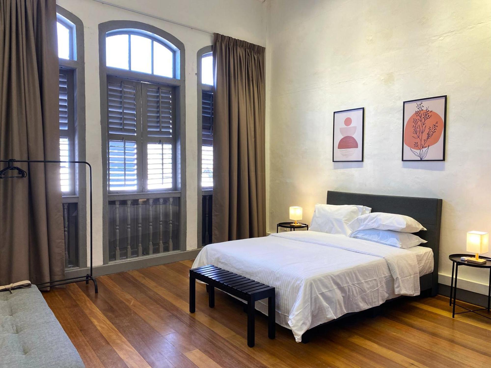 Отель Aayu Melayu George Town Penang Экстерьер фото